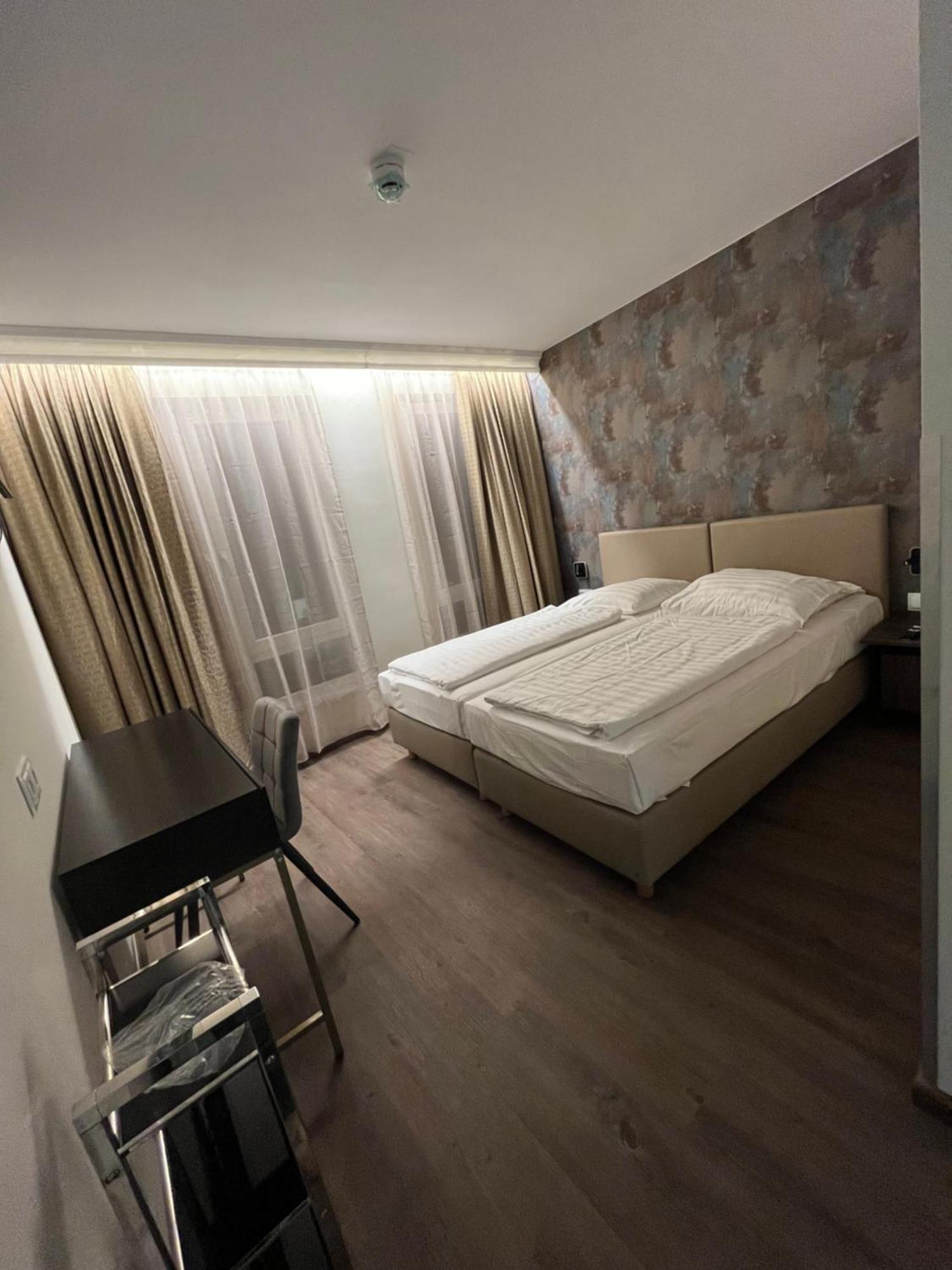 Hotel Adrett Am Dom - Digital Access Κολωνία Εξωτερικό φωτογραφία